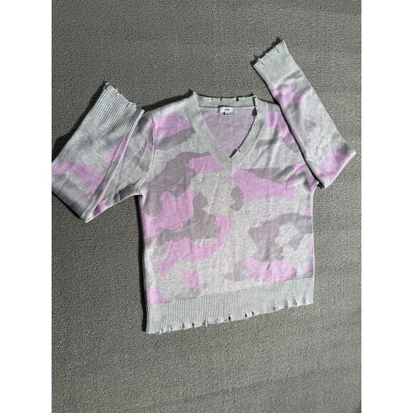 Fate‎ Light Purple Camo Distressed V‑neck Sweater Women S Casual Grunge - Picture 8 of 8